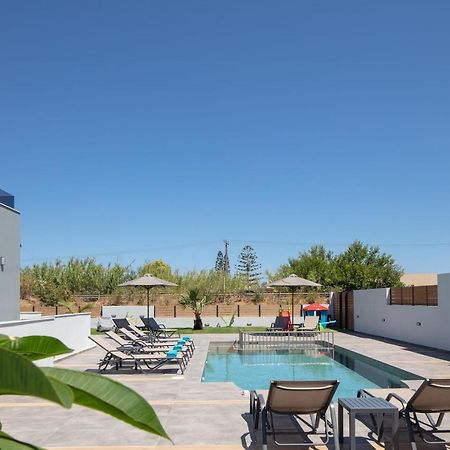 Sunnyside Villas, Ideal For Vibrant Stays,By Thinkvilla Pigianos Kampos  Esterno foto